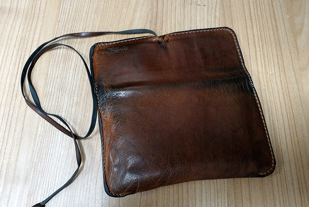 Fade-Friday---Gusti-Leather-Co.-Tobacco-Pouch-(2-Years)-back-show