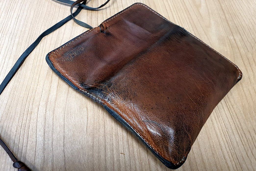 Fade-Friday---Gusti-Leather-Co.-Tobacco-Pouch-(2-Years)-left side unfolded