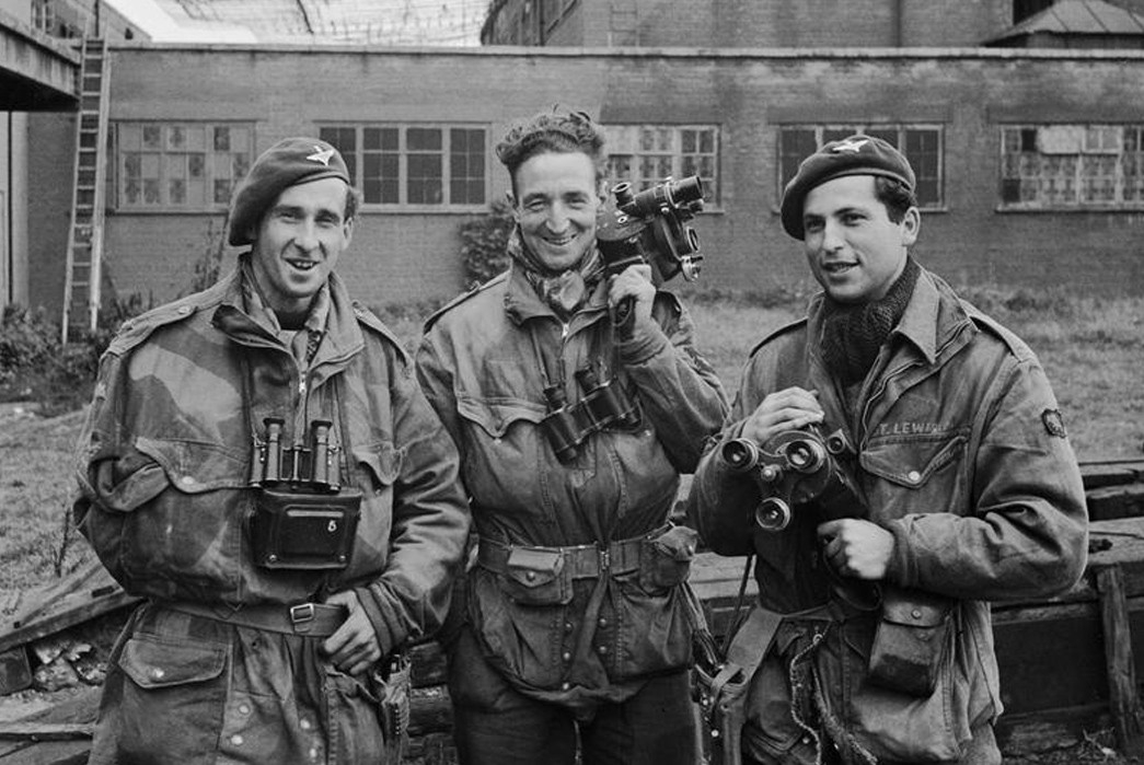 All-About-Smocks---From-Painters-to-Paratroopers-Three-British-soldiers-in-Brenton-Smocks,-June,-1944.-Image-via-Imperial-War-Museum.