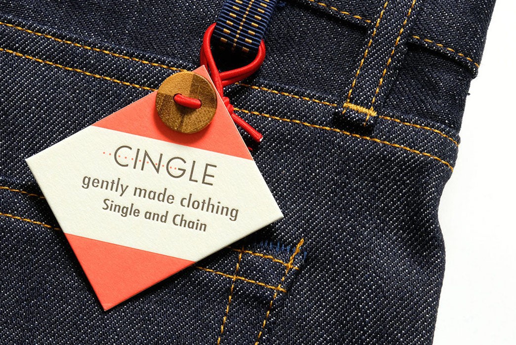 CINGLE's-Beak-Jeans-Have-Stretch-Fibers-at-Points-of-Movement-back-etiket