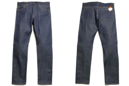 CINGLE's-Beak-Jeans-Have-Stretch-Fibers-at-Points-of-Movement-Front-and-back