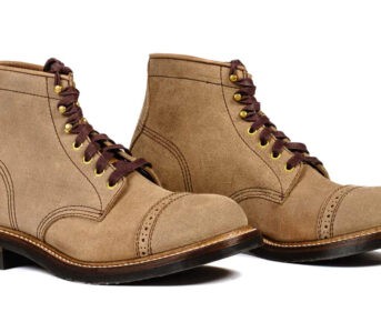 John-Lofgren-Made-its-Combat-Boots-in-Natural-Horween-Chromexcel-Roughout-side-front-pair