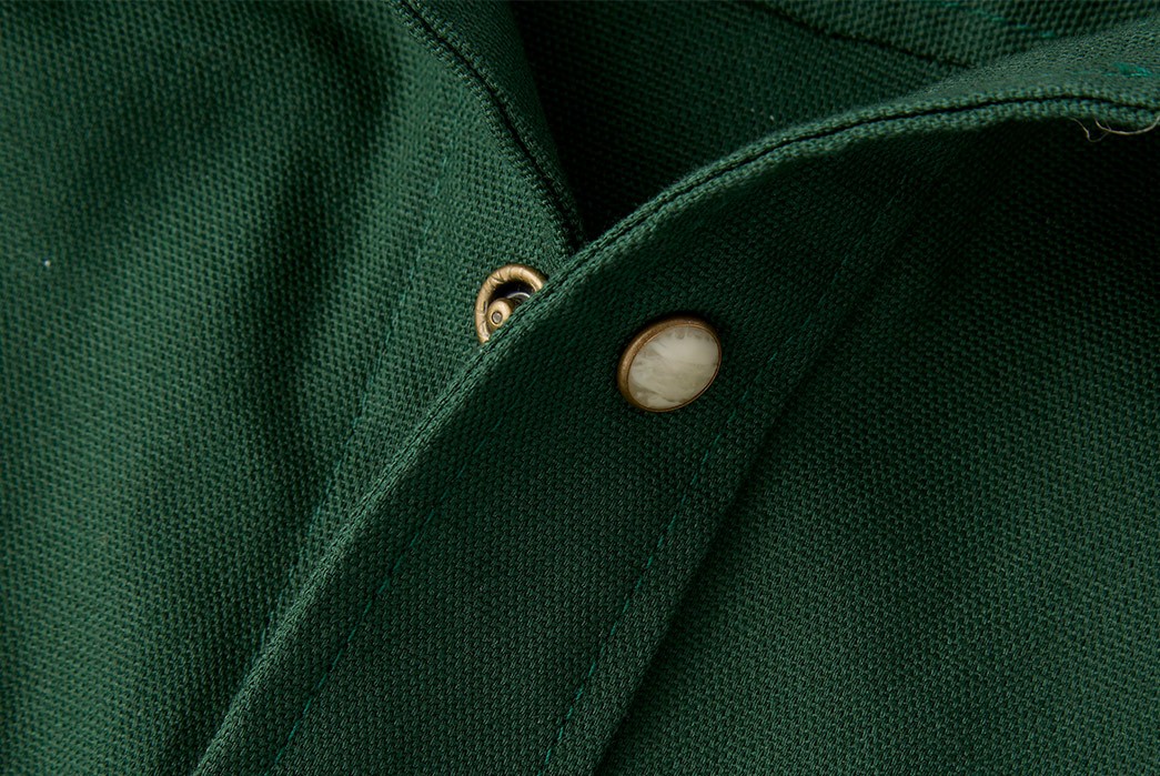 Richter-Goods'-Duck-Canvas-Western-Shirt-is-Off-the-Scale-green-front-collar-details
