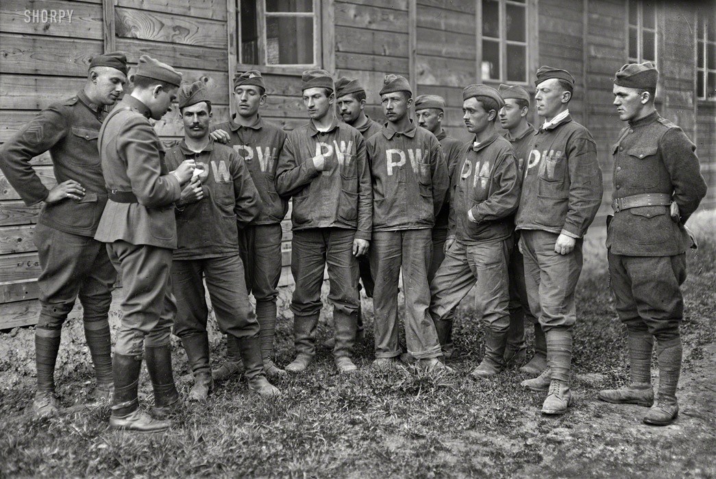 Wartime-Blues-Part-2---Denim-Uniforms-of-the-U.S.-Army-This-image-shows-German-POWs-wearing-the-aforementioned-1908-1910-pattern-denim-work-jacket,-painted-with-PW-to-mark-their-POW-status.