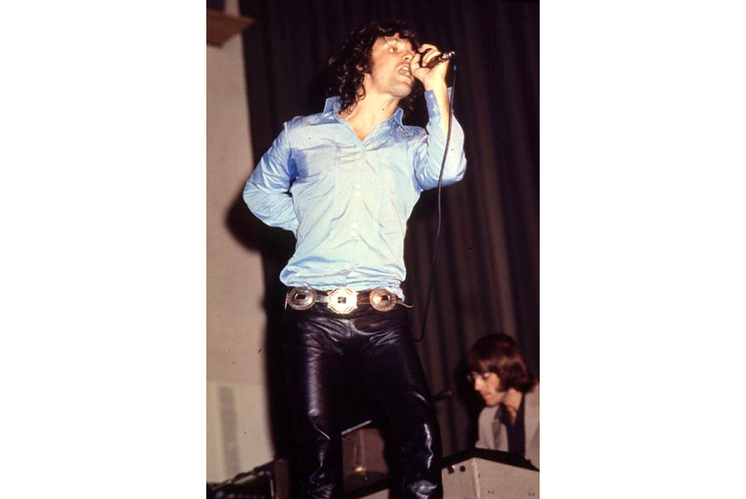 All-About-Conchas---Native-Silver-Jim-Morrison-wearing-a-First-Phase-concha-belt-on-stage-in-1971.-Image-via-Sounds-of-71.
