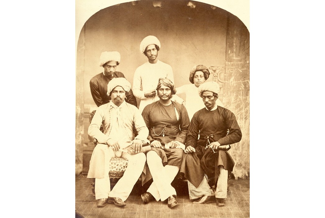 History-of-Pajamas---Title-TBD-Muslim-men-in-Bombay,-1867-via-Wikipedia