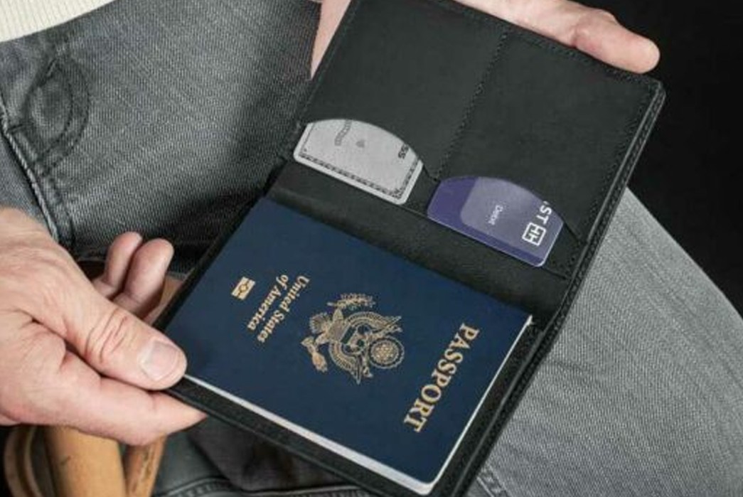 Staff-Select---Wallets-&-Cardholders-Zach --The-Passport-Wallet-by-Duvall-Leatherwork